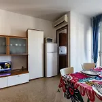 Inviting With Lateral Sea View Apartment