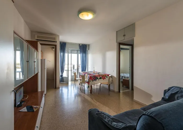 Inviting With Lateral Sea View Apartamento Bibione